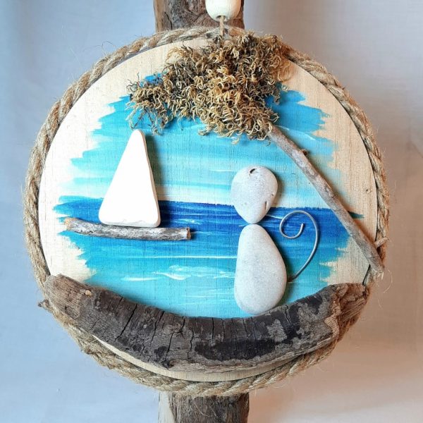 Pebble Art with natural materials on wood - P10