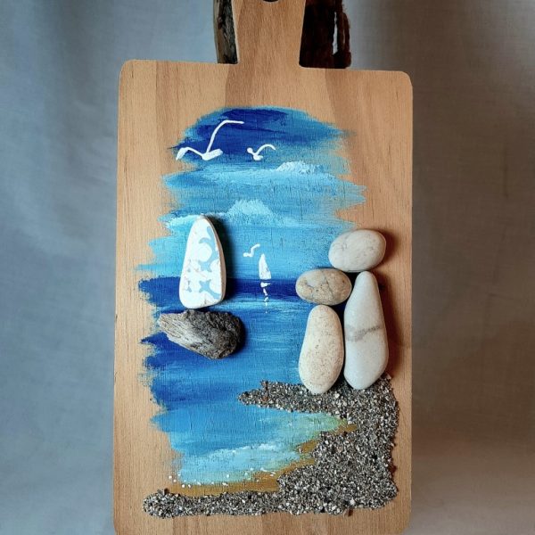 Pebble Art with natural materials on wood - P8