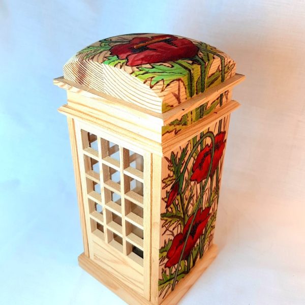Painted wooden money box with wood burning - Pyr12