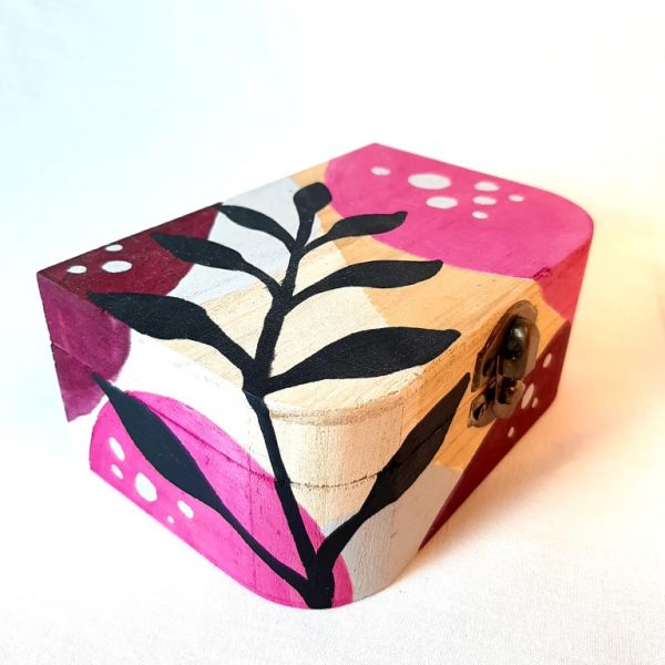 Painted wooden box - Z13