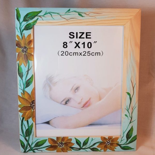 Painted wooden photo frame - Z18