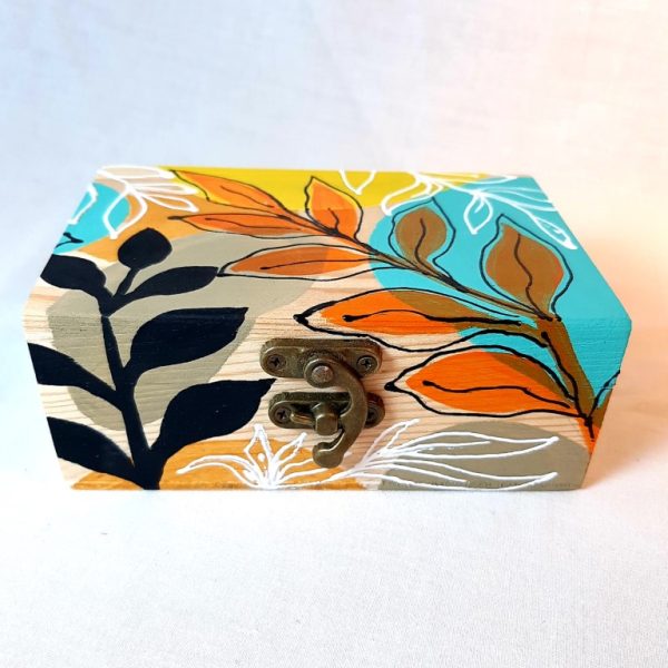 Painted wooden box - Z4